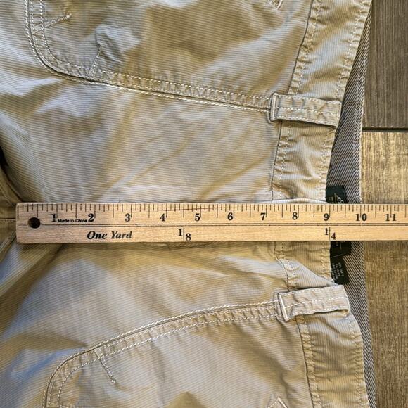 Eddie Bauer Women's Lightweight Capris Sand Size 12 - Picture 4 of 7